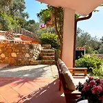 Patio On The - 300 Mt From Σπίτι διακοπών Simius