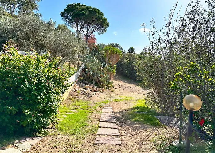 Patio On The - 300 Mt From *