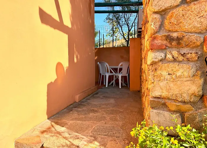 Patio On The - 300 Mt From Simius