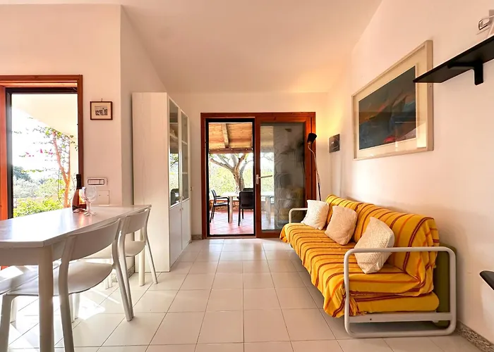 Patio On The - 300 Mt From *